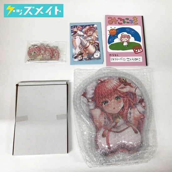 さくらみこ 復帰記念 グッズ アクリルボード、マウスパッド、ポストカード 他