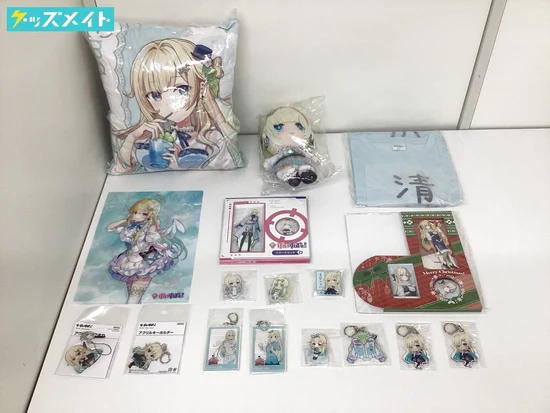 藍沢エマ グッズ アクキー 、クッション、Tシャツ 他