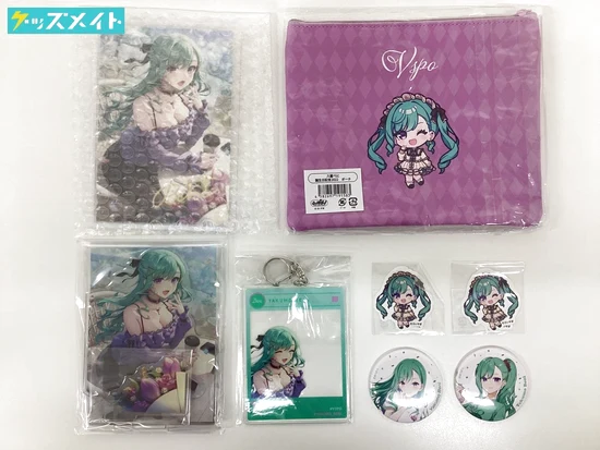 八雲べに グッズ 缶バッジ ジオラマスタンド ポストカード 他