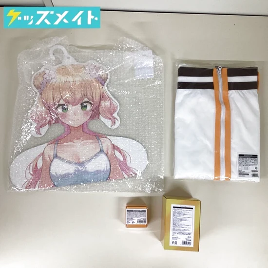 桃鈴ねね 活動4周年記念 グッズ ねねとおそろいジャージ 顔面推しハンガー ピンバッジ 等