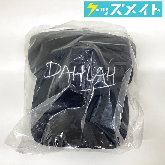 カエラ・コヴァルスキア 誕生日記念2024 When Life is Hard、 just DAHLAH キャップ