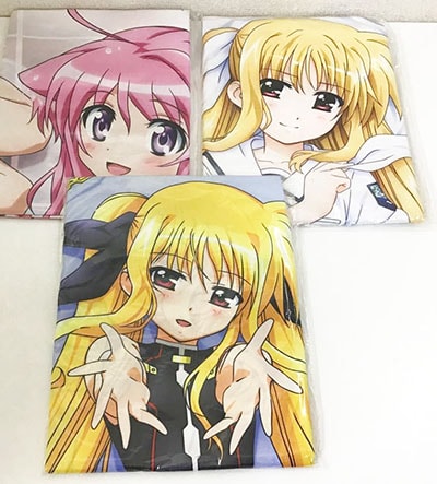 未使用品 抱き枕カバー 魔法少女リリカルなのは フェイト、キャロ・ル・ルシエ 買取