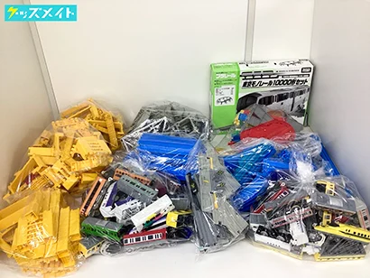 プラレール まとめ売り 電車、線路、橋桁、東京モノレール 他