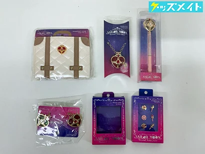 美少女戦士セーラームーン ユニバーサルスタジオジャパン グッズ ネックレス イヤリング 他