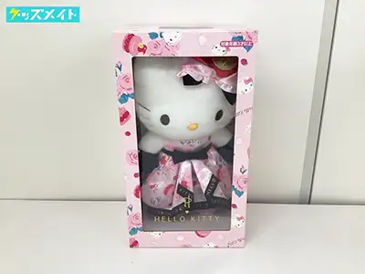 ハローキティ バースデードール 2021 ピエールエルメコラボ