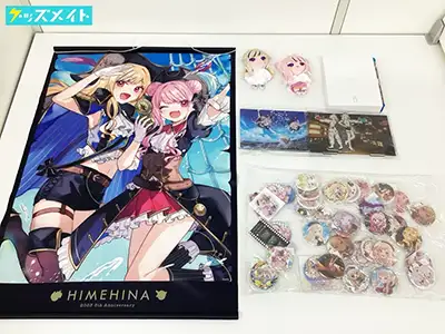 ヒメヒナ グッズ 海賊団 タペストリー 6周年 幸せを運ぶぬいぐるみ 缶バッジ 等