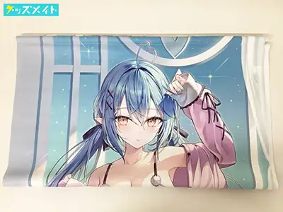 ホロライブ グッズ 雪花ラミィ C103 等身大タペストリー 部屋着Ver. リン☆ユウ