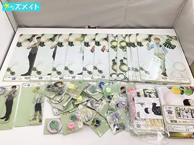 モブサイコ100 グッズ ビジュアルパネル 缶バッジ アクリルスタンド バスタオル 他