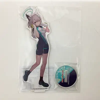 マイルーティーン×ブルーアーカイブ グッズ アクリルスタンド 砂狼シロコ