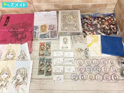 ラブライブ!サンシャイン!! ５周年展示会 グッズ 缶バッジ Tシャツ ジグソーパズル 他 渡辺曜 国木田花丸 黒澤ルビィ