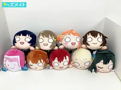 ラブライブ 虹ヶ咲学園スクールアイドル同好会 グッズ まとめ売り 寝そべりぬいぐるみ 宮下愛 天王寺璃奈 他
