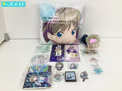ラブライブ!スーパースター!! 唐可可 グッズ アクリルスタンド 寝そべり 缶バッジ 他
