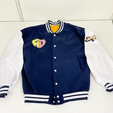 ホロライブスタジャン買取