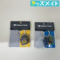 0ポケモンセンター グッズ 当時品 ゲームボーイ キーホルダー メタルチャーム 青 黄 ピカチュウ カメックス