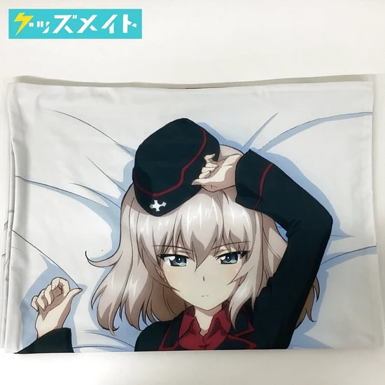 ガールズ&パンツァー 劇場版 逸見エリカ 描き下ろし抱き枕カバー スムース 買取実績価格
